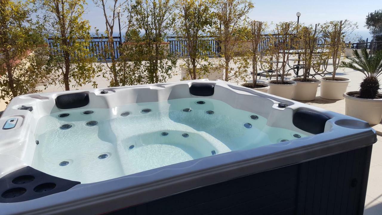 Maison De Charme With Private Jacuzzi